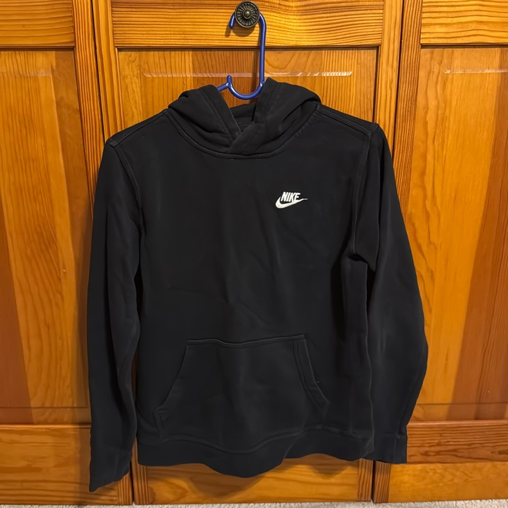Nike sweatshirt